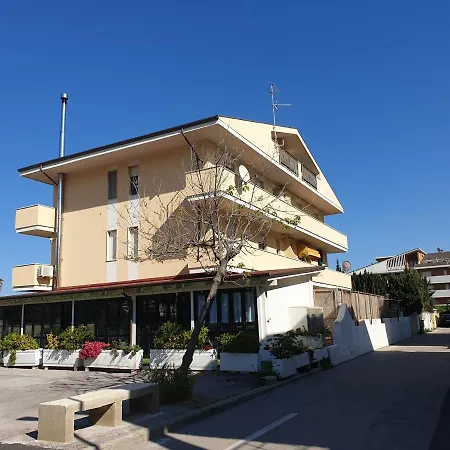 My Beachouse Apartman *